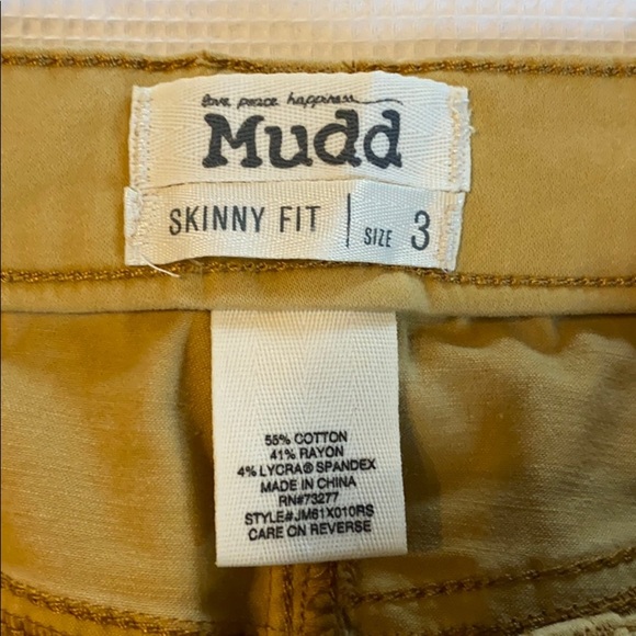 Mudd skinny fit size 3 FLX stretch color mustard - Picture 4 of 12